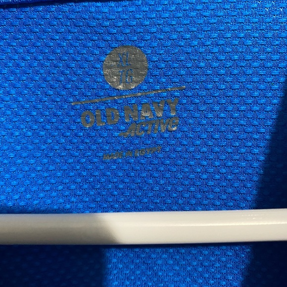 Men’s XLarge Old Navy long sleeve quarter zip - Picture 2 of 4